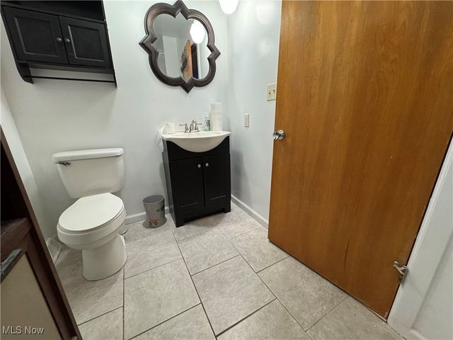 1511 N 9th Street, Martins Ferry, OH 43935