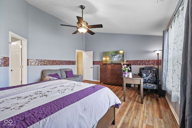 1896 Central Park Boulevard W, Greenwood, IN 46143