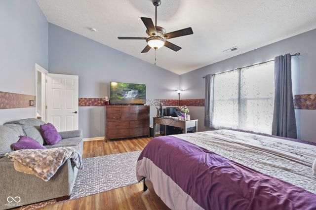 1896 Central Park Boulevard W, Greenwood, IN 46143