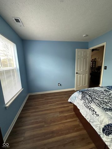 1896 Central Park Boulevard W, Greenwood, IN 46143