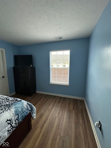 1896 Central Park Boulevard W, Greenwood, IN 46143