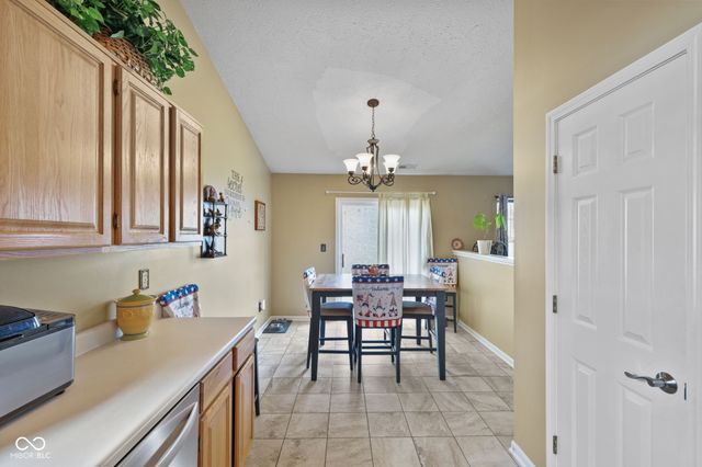 1896 Central Park Boulevard W, Greenwood, IN 46143