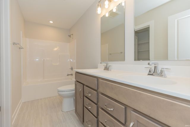 3187 GOSWELL Drive, Newburgh, IN 47630