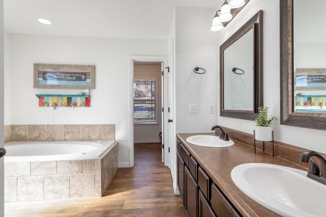 241 Everett Mill Road, Branson, MO 65616