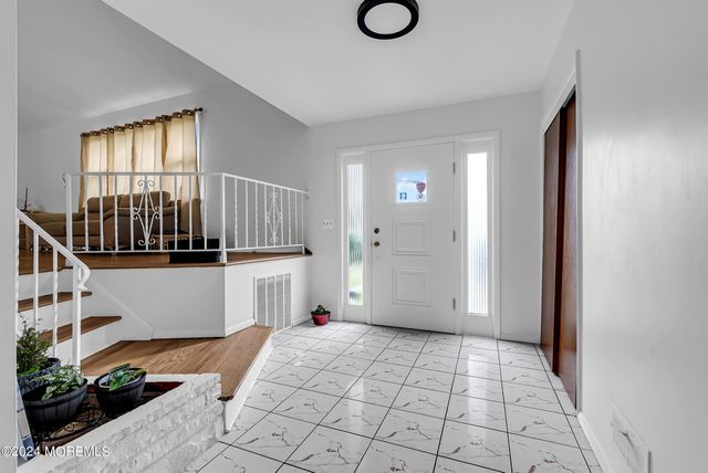 36 Community Drive, West Long Branch, NJ 07764