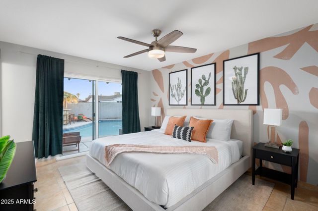 8213 E WHITTON Avenue, Scottsdale, AZ 85251