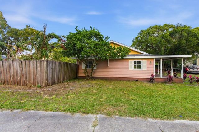 531 VIHLEN ROAD, Sanford, FL 32771