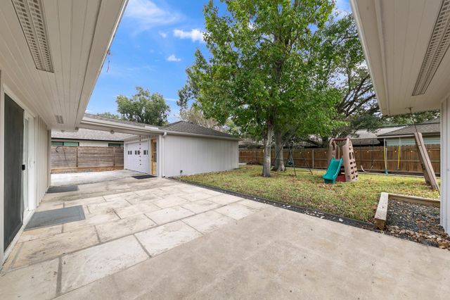2518 Southwick Street, Houston, TX 77080