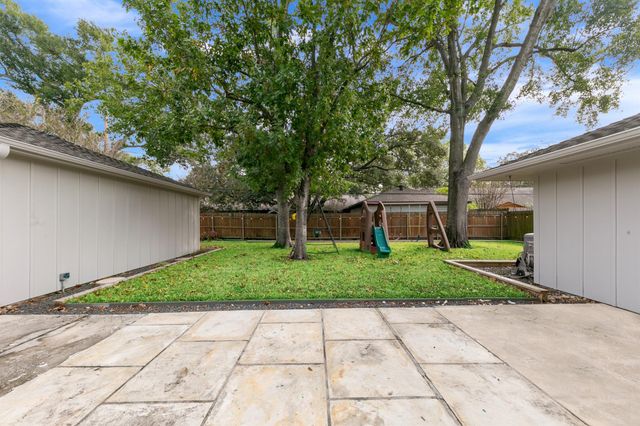 2518 Southwick Street, Houston, TX 77080