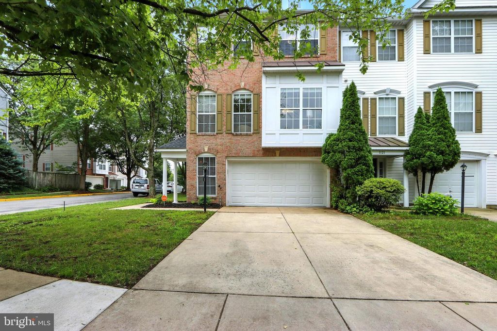 1123 BLUE WING TER, Upper Marlboro, MD 20774