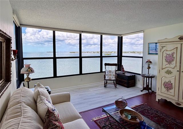 300 WOODETTE DRIVE 504B, Dunedin, FL 34698