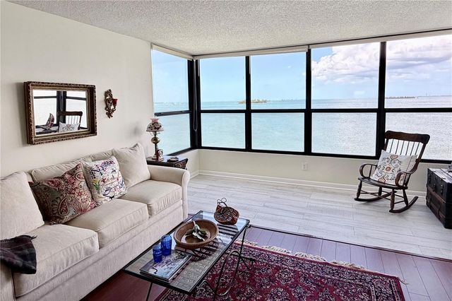 300 WOODETTE DRIVE 504B, Dunedin, FL 34698