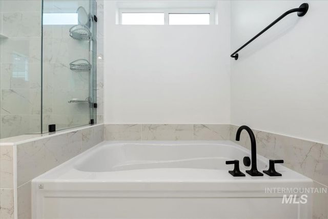 11650 W Vin Santo Dr, Nampa, ID 83686