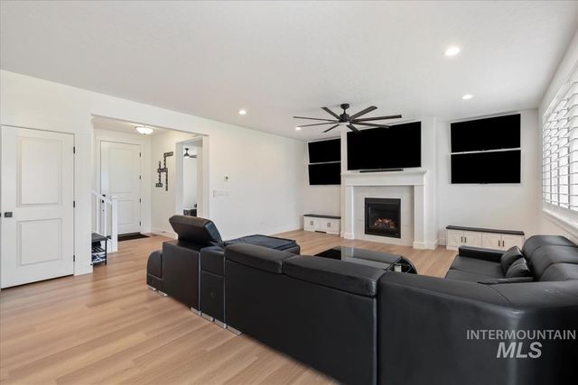 11650 W Vin Santo Dr, Nampa, ID 83686