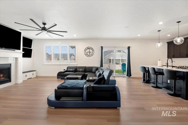 11650 W Vin Santo Dr, Nampa, ID 83686