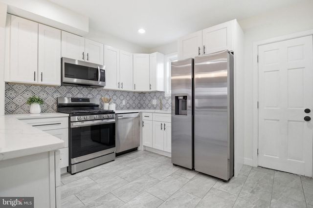 1621 LYMAN PL NE, Washington, DC 20002