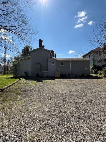 672 3rd Street SE, Massillon, OH 44646