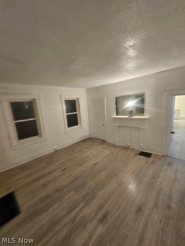 672 3rd Street SE, Massillon, OH 44646
