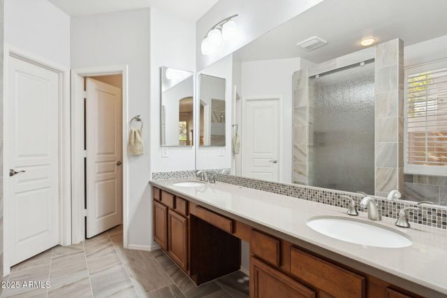 13556 W MONTEBELLO Avenue, Litchfield Park, AZ 85340