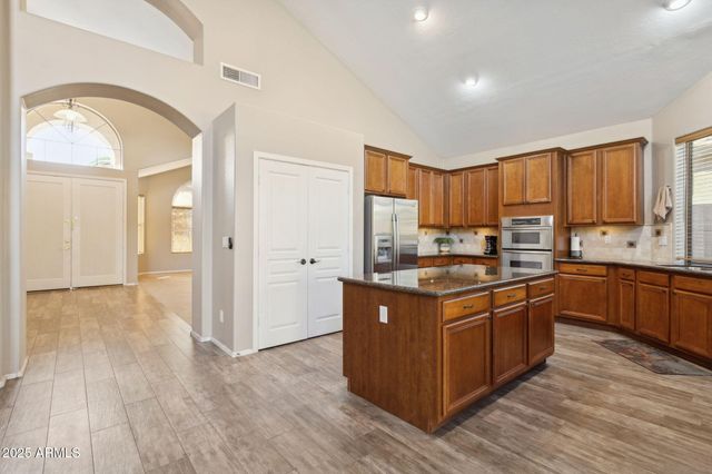 13556 W MONTEBELLO Avenue, Litchfield Park, AZ 85340