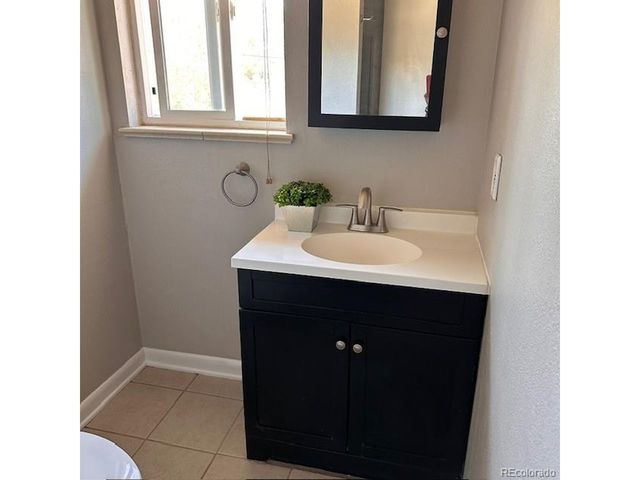 7862 E Briarwood Blvd, Centennial, CO 80112