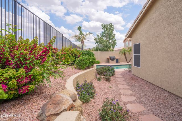 6388 W DONALD Drive, Glendale, AZ 85310