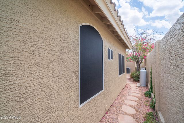 6388 W DONALD Drive, Glendale, AZ 85310