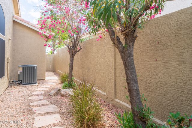 6388 W DONALD Drive, Glendale, AZ 85310