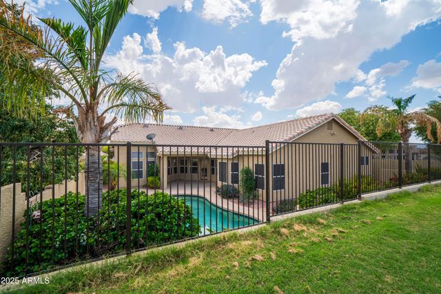 6388 W DONALD Drive, Glendale, AZ 85310