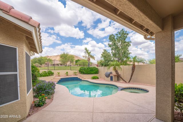 6388 W DONALD Drive, Glendale, AZ 85310