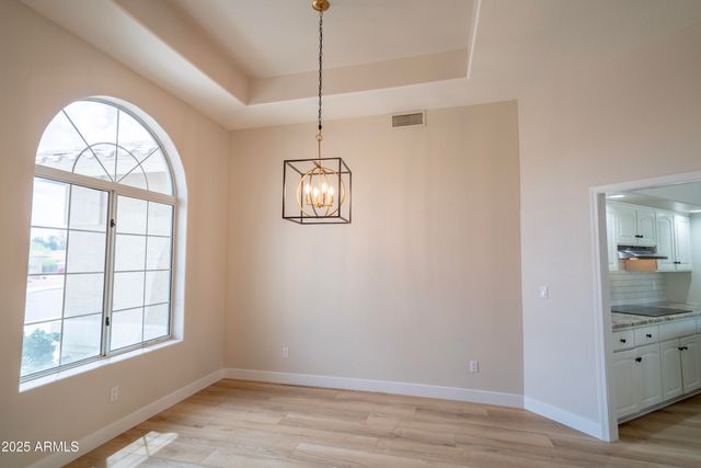6388 W DONALD Drive, Glendale, AZ 85310
