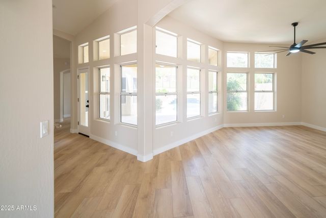 6388 W DONALD Drive, Glendale, AZ 85310