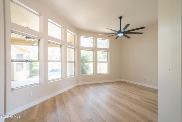 6388 W DONALD Drive, Glendale, AZ 85310