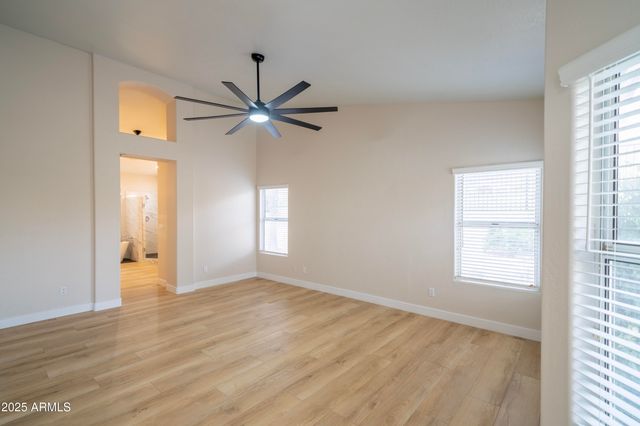6388 W DONALD Drive, Glendale, AZ 85310