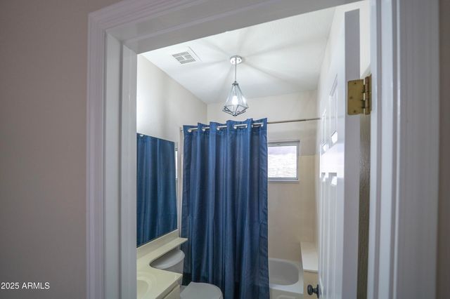 6388 W DONALD Drive, Glendale, AZ 85310