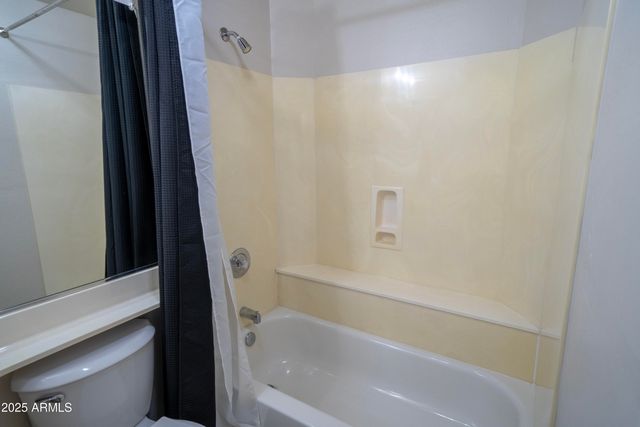 6388 W DONALD Drive, Glendale, AZ 85310