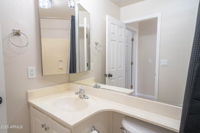 6388 W DONALD Drive, Glendale, AZ 85310