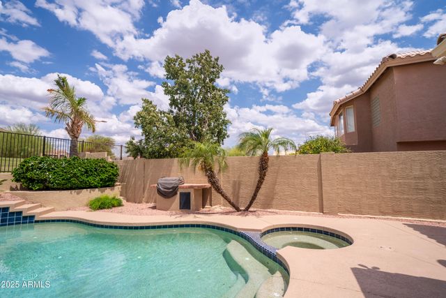 6388 W DONALD Drive, Glendale, AZ 85310