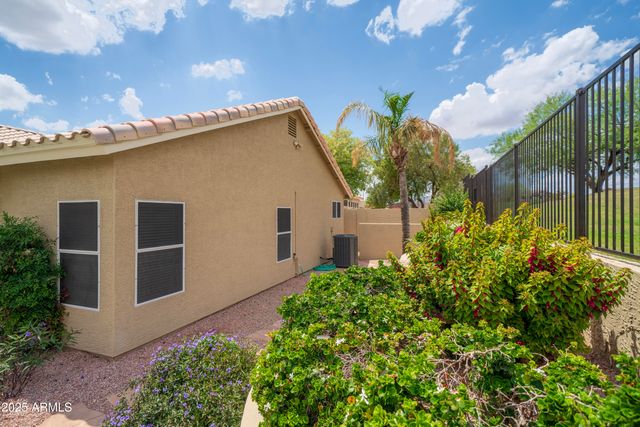 6388 W DONALD Drive, Glendale, AZ 85310