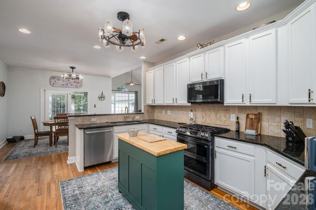 961 Colleton Meadow Drive 37, Clover, SC 29710