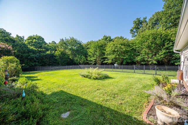 961 Colleton Meadow Drive 37, Clover, SC 29710