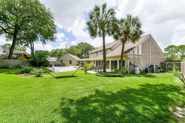 11519 Rocky Bend Drive, Houston, TX 77077