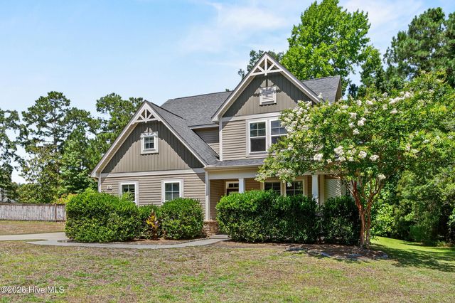 37 Twisted Oak Court, Hampstead, NC 28443