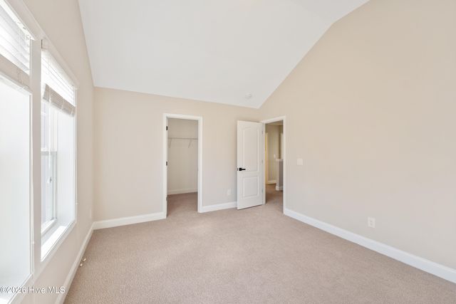 37 Twisted Oak Court, Hampstead, NC 28443