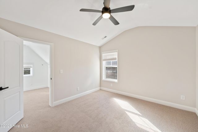 37 Twisted Oak Court, Hampstead, NC 28443