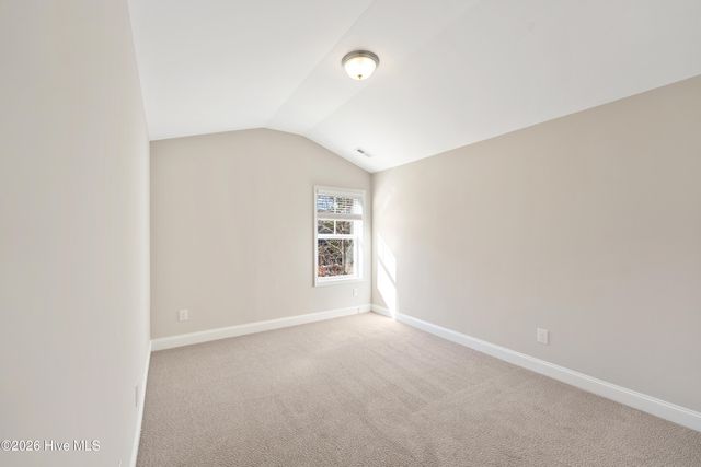 37 Twisted Oak Court, Hampstead, NC 28443