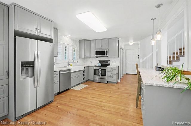 57837 Kaczmarek Drive, Washington, MI 48094