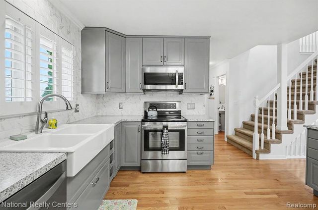 57837 Kaczmarek Drive, Washington, MI 48094