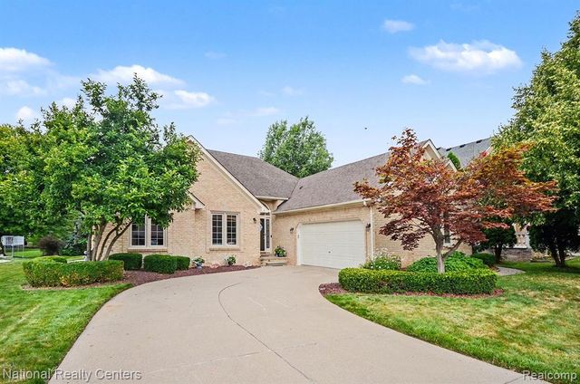 57837 Kaczmarek Drive, Washington, MI 48094