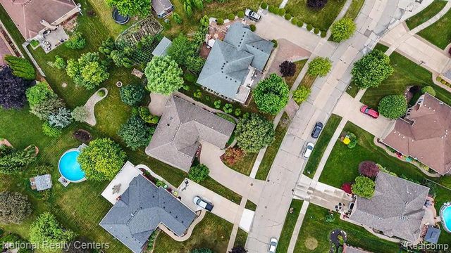 57837 Kaczmarek Drive, Washington, MI 48094